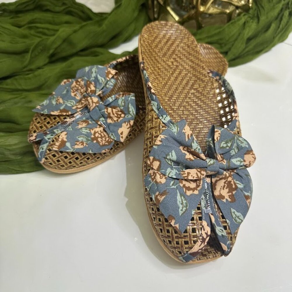 Breathable Women's Summer Slippers Home Slippers